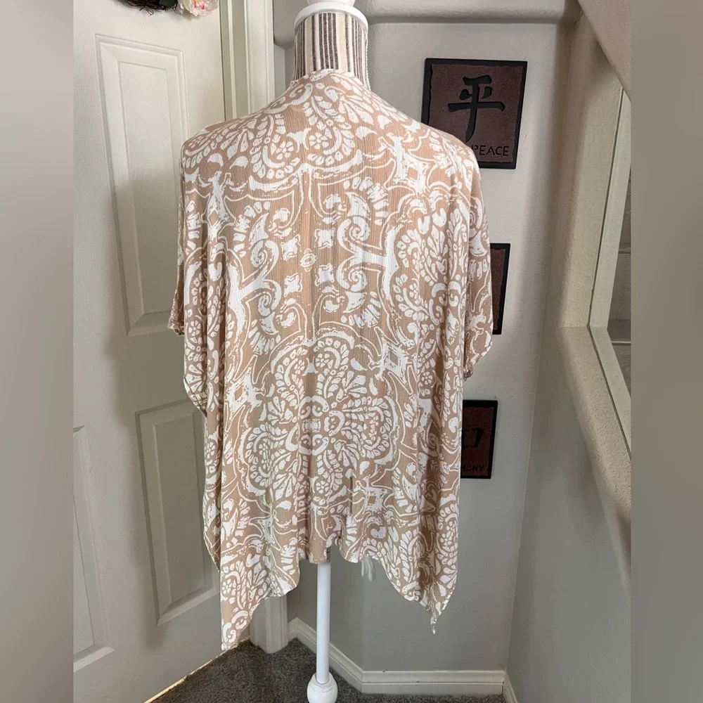 Vince Camuto $78 Neutral Swimsuit Cover Up Kimono Style One Size Light Weight - Picture 7 of 10